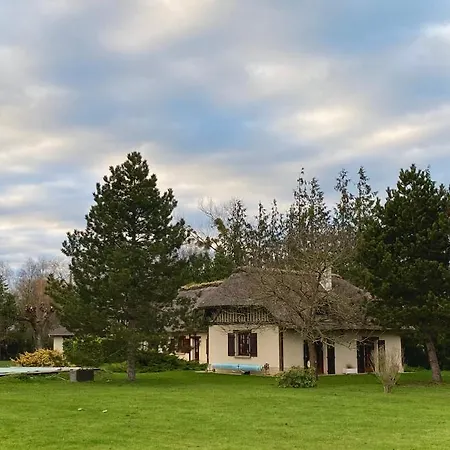 Maison Traditionnelle Normande Avec Piscine Tatil Evi Hotot-en-Auge