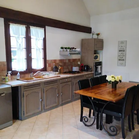 Maison Traditionnelle Normande Avec Piscine *