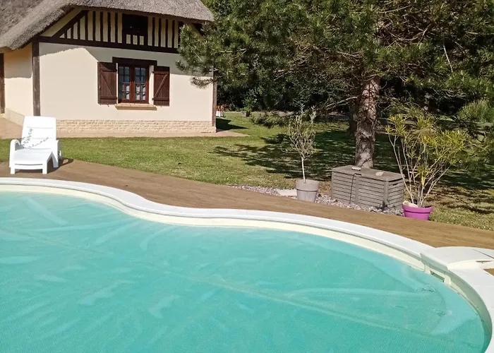 Maison Traditionnelle Normande Avec Piscine * Hotot-en-Auge